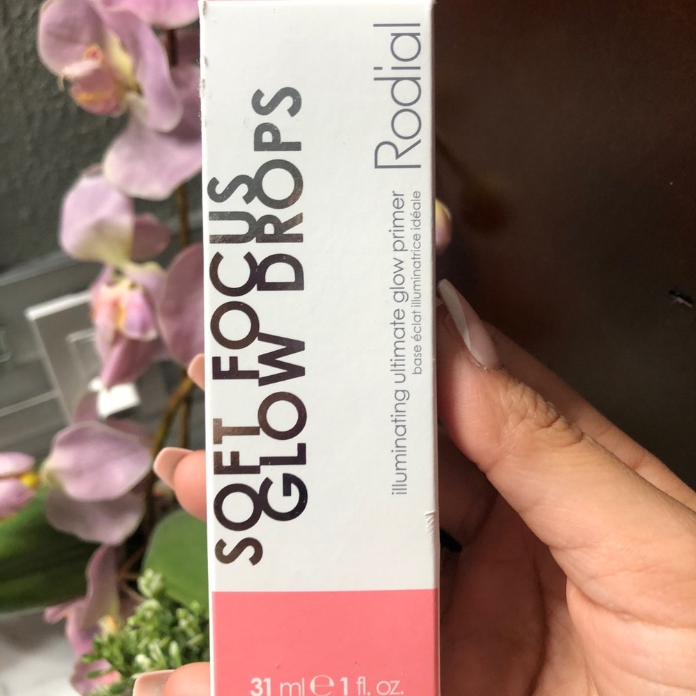 Rodial glow drops primer